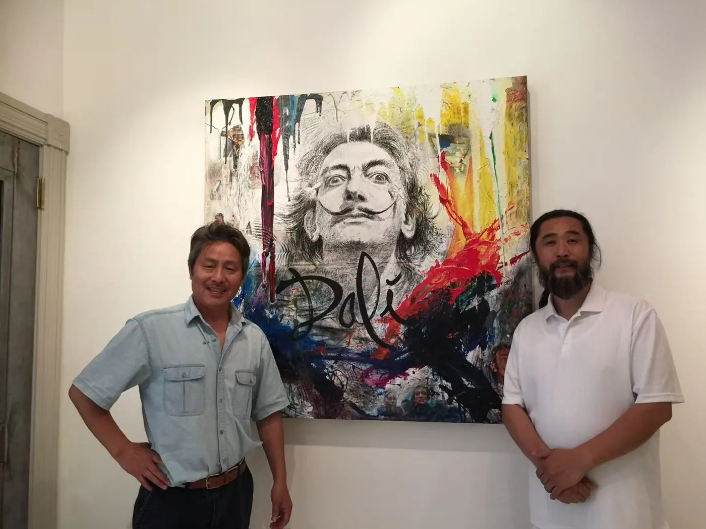 Collector with Dalí in his home