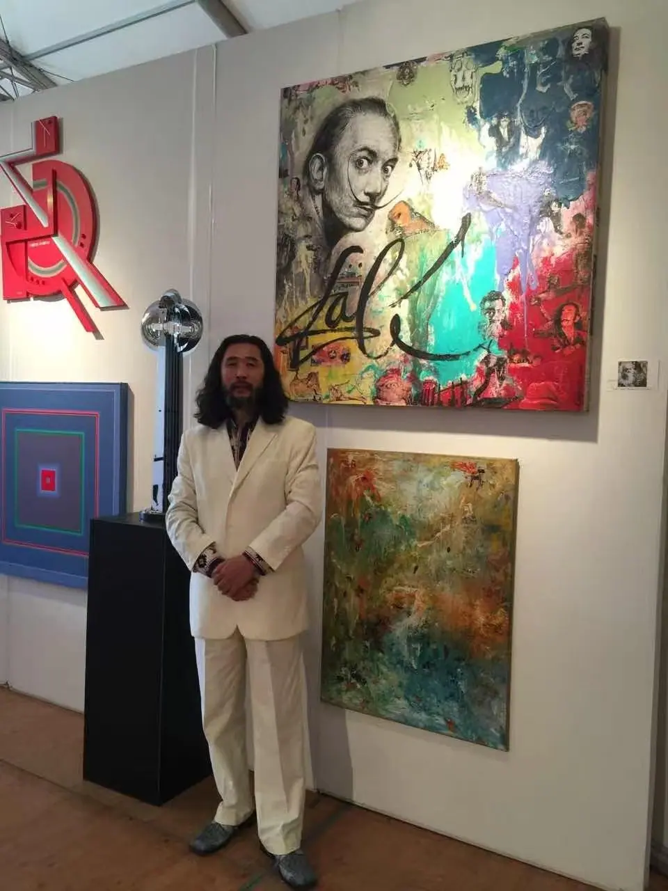 Opening night with Dalí